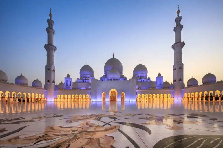 ABU DHABI CITY TOUR WITH BAPS TEMPLE